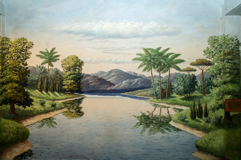 Arlington First Baptist baptistry close-up