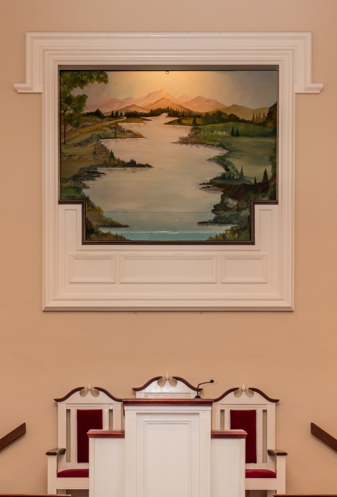 Jersey Baptist Church baptistry from the aisle